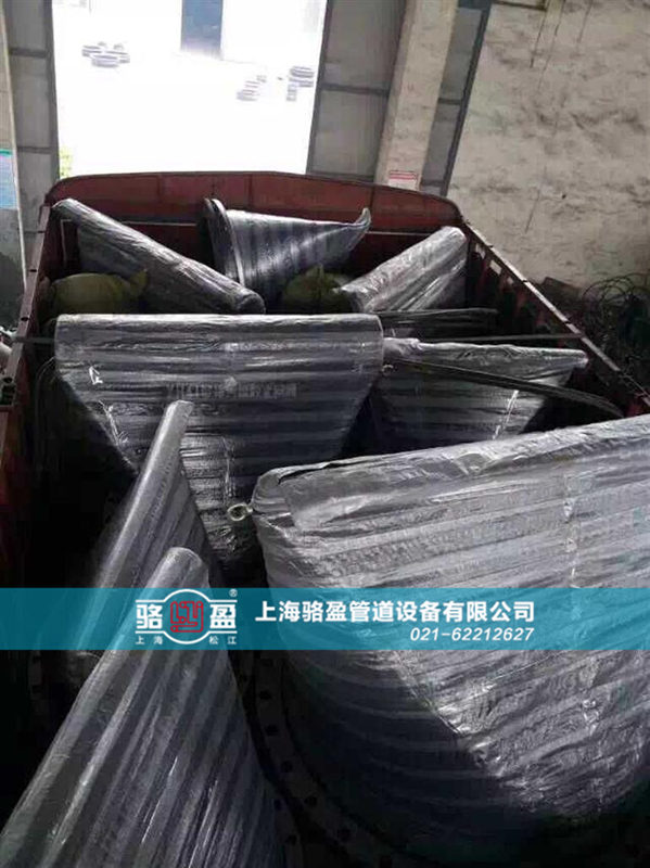 大批量法蘭式<a href=http://www.juanhong.cn/ target=_blank class=infotextkey><a href=http://www.juanhong.cn target=_blank class=infotextkey>鴨嘴閥</a></a>發(fā)貨現(xiàn)場(chǎng)